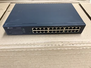 Conmutador Gigabit administrado de 24 puertos TP-Link TL-SG1024DE - Imagen 1 de 3