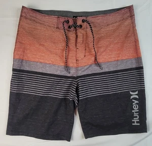 Hurley Board Shorts Mens Size 34 Multi Colored Striped Back Pocket EUC - Picture 1 of 7