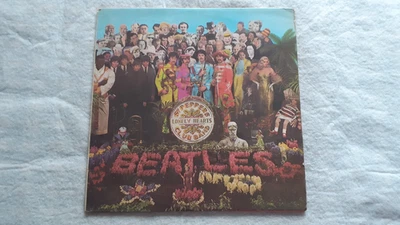 THE BEATLES "SGT. PEPPERS LONELY HEARTS CLUB BAND" VINYL RECORDS (YEX 637/638-1) - Image 1 of 4