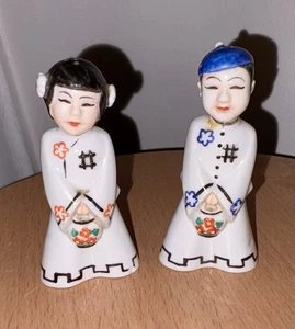 Vintage japanische Salz Pfefferstreuer Keramik Junge Mädchen Figuren 3,5" Set Japan - Bild 1 von 11