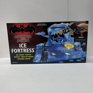 Figura de acción Kenner Hasbro Batman & Robin Ice Fortress 1996 de colección juego nuevo - Imagen 1 de 8