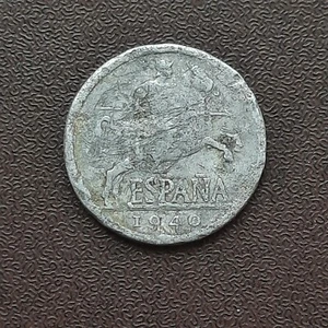 MONEDA DE 5 CENTIMOS DEL ESTADO ESPAÑOL DEL AÑO 1940. DE ALUMINIO. - Imagen 1 de 2