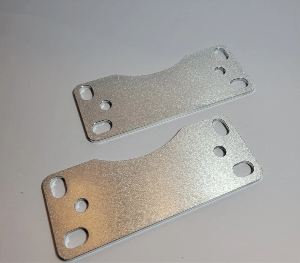 PLACAS RIZER REUBICACIÓN GUARDABARROS DELANTERO YAMAHA ROADSTAR Foto 1 de 1