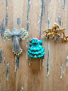 Lot of 3 Vintage Christmas Brooch/ Pin - Picture 1 of 5
