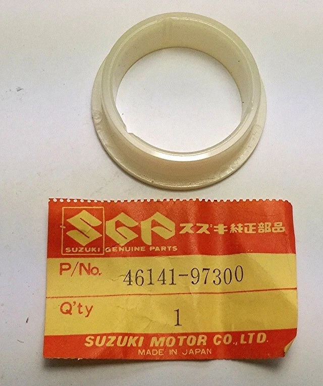 NOS SUZUKI SNOWMOBILE SM11 SM21 46141-97300 - IDLER SPACER - Imagem 1 de 3