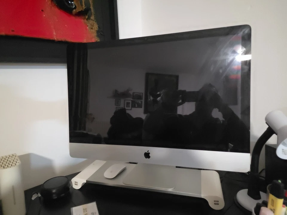 Apple iMac 27" (1TB HDD, Intel Core i5 2a Generazione, 2,70GHz, 4GB) All-in-One - Immagine 1 di 2