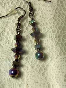 CYNTHIA LYNN "FIREWORKS" BLACK JET MULTICOLOR HEMATITE BEADED EARRINGS 2 INCHES - Picture 1 of 1