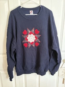 Jerzees Sudadera Vintage Abuela Core Edredón Parche Doily Heart 3XL Plus Crew - Imagen 1 de 4