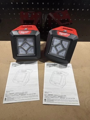 PACK 2 - Milwaukee M12 12v Magnetic Rover Compact LED Herramienta de Luz de Inundación 2364-20 Foto 1 de 4
