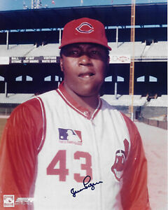 Cleveland Indians Juan Pizarro Autographed 8x10 Photo 1969 