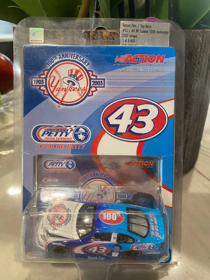 Richard Petty-Yogi Berra #43 2003 Intrepid NY Yankees 100° Anniversario 1/6408 - Immagine 1 di 1