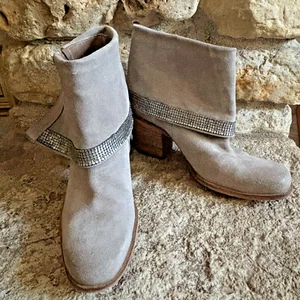BARNEYS CO-OP Taupe Brown Suede Studs Block Heel Short Ankle Folded Boots 39/8.5 - Picture 1 of 7