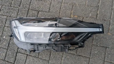 Volvo XC60 LED Scheinwerfer links  BJ.2023 - Bild 1 von 2