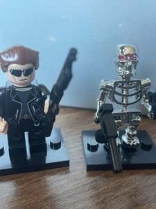 Terminator T800 & Arnie Mini Figures 2 pack chrome cyborg Arnold custom - Picture 1 of 16