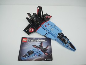 LEGO &reg; Technic set 42066 airport-air racer jet