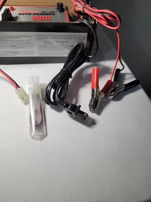 Hobbico 900 AC/DC Auto Charger HCAP0125 Vintage RC Battery Charger w/ Box - Image 1 of 4