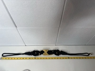 Cinturón trenzado de cuerda negra con detalles dorados para mujer de 34 pulgadas que se extiende a 40 pulgadas Foto 1 de 4
