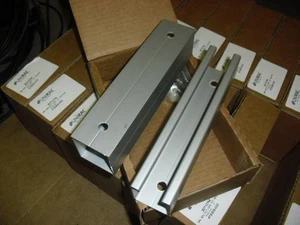 (10) NEU Unirac SolarMount SM verstellbares neigbares Bein 12" mit Hardware 307107M Solar - Bild 1 von 4