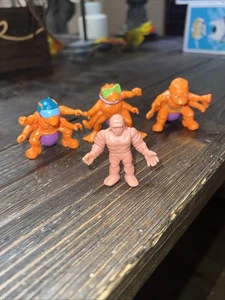 Army Ants Action Figuren 3 Stück, Vintage 1987 & x1 MUSCLE MEN - Bild 1 von 7