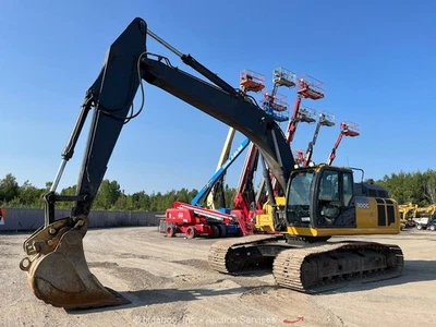 John Deere 300G 2017 excavadora hidráulica cabina cerrada aire acondicionado auxiliar canastilla hidráulica bidadoo Foto 1 de 4