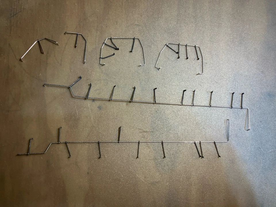 TYCO Mantua Alco Century 430 Metal Handrail Set - Image 1 of 1