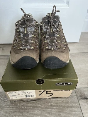 Keen Alamosa WP Brown / Green Hiking Trail Shoes Women’s sz 7.5 Style 52008-CCSG - Image 1 of 4