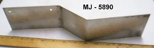 Aluminum Angle Plate / Bracket - P/N: EE45557 (NOS) - Picture 1 of 4