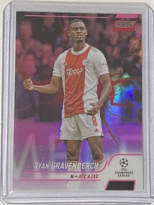 2021-22 Topps Stadium Club Chrome UEFA Ryan Gravenberch #86 Pink Red Electric SP - Image 1 of 2
