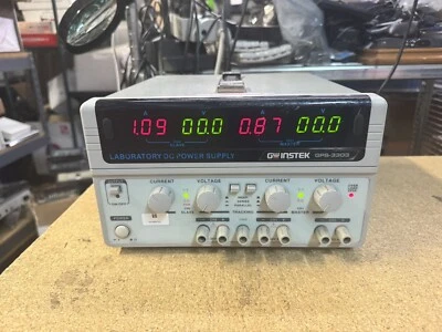 GPS-3303 GW Instek 3 canais Fonte de alimentação DC linear programável - Imagem 1 de 4