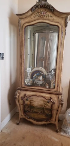 Antique Road Show Pulaski Lighted French Curio Cabinets Hand Paintd  2 Available Cover