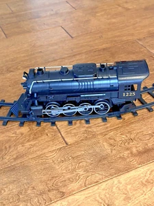 Lionel Polar Black Express Train Locomotive 1225 Only ~ Model 7-11803 G Scale - Picture 1 of 9