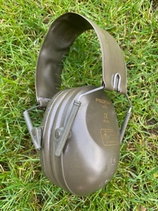 Ejército Británico Peltor Ear Defender H61FA Edición Militar Protección Ruido Caza - Imagen 1 de 3