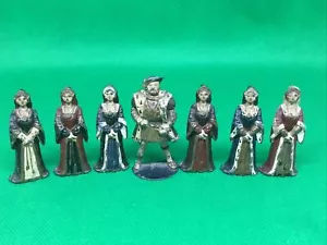 Richard Courtenay Henry VIII and His Six Wives. yel 556 - Picture 1 of 7