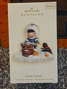 Original Hallmark Andenken Frosty Friends #28 in Serie Weihnachtsschmuck 2007 - Bild 1 von 9
