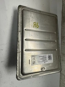 17 YUKON Engine Control Module Computer ECU ECM PCM - 12678939; 12674052 - Picture 1 of 3