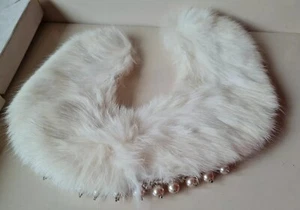 Baare Beards Inc Vintage Collar Handmade Faux Beads & Fur & B Seigel Box tatty - Picture 1 of 12