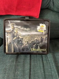 LORD OF THE RINGS LUNCHBOX WITH THERMOS! VG! - Picture 1 of 9