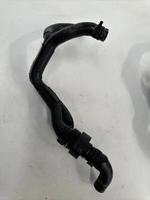 Manguera de agua refrigerante VW JETTA TDI CJAA AUDI A3 2010-2014 2,0 L 1K0121086BD OEM 🔥🚙 Foto 1 de 3