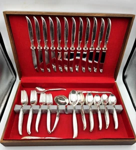 MCM 1847 Rogers Bros. IS FLAIR Silverware Service for 12 with Hinged Chest - Picture 1 of 10