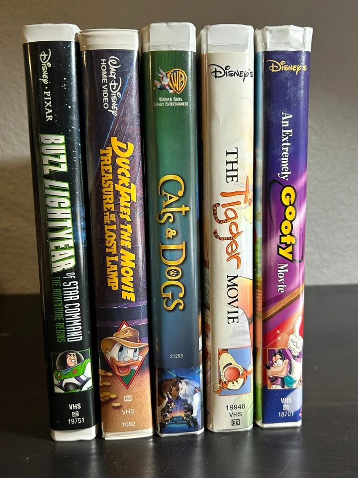 Disney VHS DuckTales Movie The Tigger Movie Buzz Lightyear Goofy Movie Cats Dogs — 第 1/4 张图片