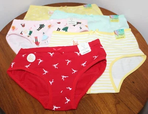 COPPER KEY GIRLS BRIEFS SET OF 5 COTTON REINDEER STARS STRIPED SIZE 5 - Picture 1 of 18