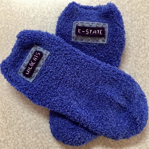 NEW Hand-Embroidered/Decorated KSTATE WILDCATS KSU Comfy House Socks. Fit 6-8" Cover