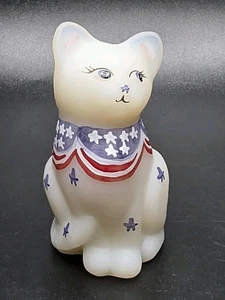 Vintage Fenton patriotische Katze Figur rot weiß blau signiert Brad Huggins - Bild 1 von 6