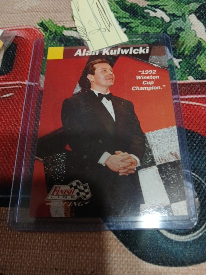 ALAN KULWICKI 1993 PRO SET FINISH LINE CARD #1 NASCAR 1992 WINSTON CUP CHAMPION - Image 1 of 1