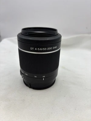Sony SAL 55-200mm f/4.0-5.6 DT Lens - Image 1 of 4