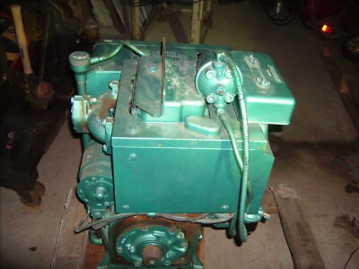 Motor diésel Onan 2 cilindros 4 tiempos Foto 1 de 4