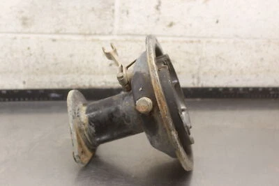 1986 Honda FourTrax 125 TRX125 2x4 REAR BACK AXLE CARRIERS TUBE H131 Foto 1 de 4