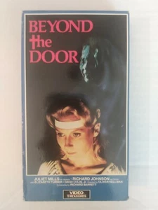 VHS Beyond the Door Horror Juliet Mills Video Treasures with original box Rare - Bild 1 von 3