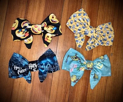 Lazo de pelo hecho a mano para niñas con Harry Potter, Bob Esponja, emojis o minions Foto 1 de 4