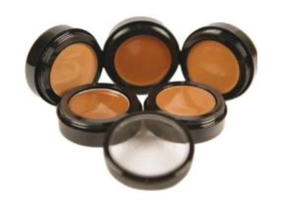 IMAN COSMETICS Second To None Cover Cream - 0.1 oz (3g) - Image 1 of 3